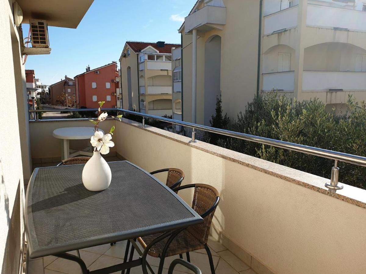 Premium Apartments Adore Novalja Exterior photo